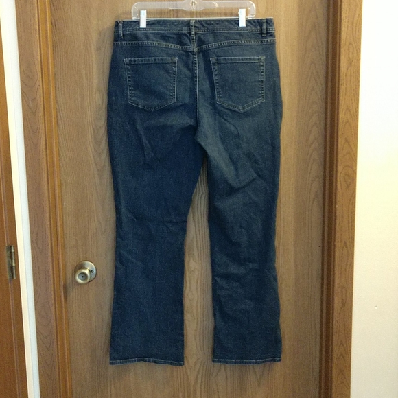 Pants - Picture 2 of 5